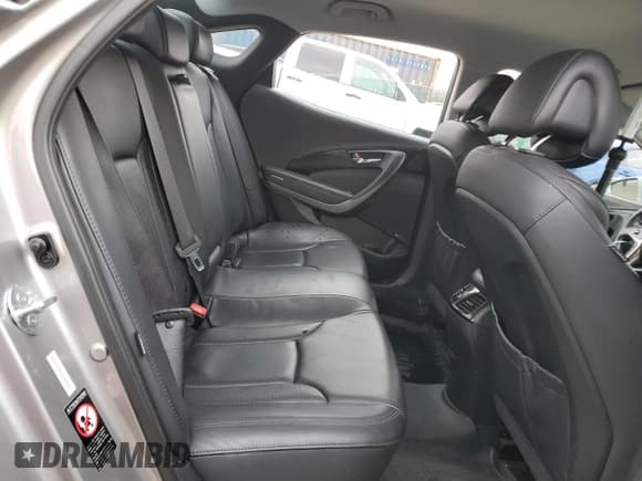 ✅ 2013 Hyundai Azera • VIN: KMHFG4JG6DA222207 • Лот: 46831495. Опубликован ранее на Copart с пробегом 68 234 миль. Бесплатный доступ к архиву аукционных продаж из США и подробный отчёт об истории автомобиля на DreamBid. Изображение 10.