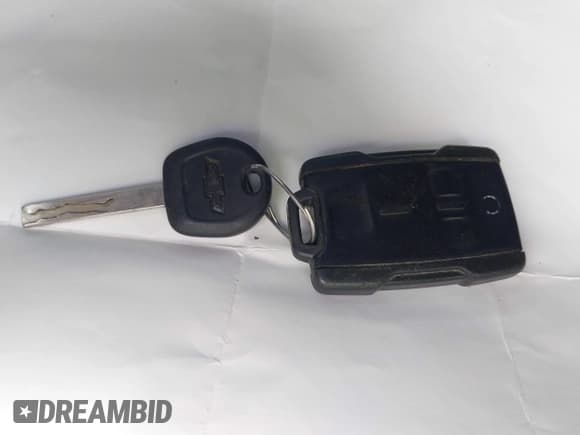 ✅ 2019 Chevrolet Silverado 1500 LT • VIN: 2GCVKPEC9K1148876 • Lot: 42435450. Wystawiony na IAAI z przebiegiem 92 026 mil. Bezpłatny archiwum sprzedaży aukcyjnych z USA i szczegółowy raport historii pojazdu na DreamBid. Zdjęcie 11.