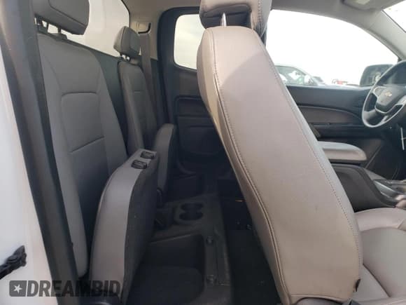 ✅ 2019 Chevrolet Colorado 2WD Work Truck • VIN: 1GCHSBEA7K1321511 • Lot: 92910305. Wystawiony na Copart z przebiegiem 152 506 mil. Bezpłatny archiwum sprzedaży aukcyjnych z USA i szczegółowy raport historii pojazdu na DreamBid. Zdjęcie 10.