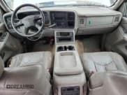 ✅ 2004 Chevrolet Silverado 2500HD LS • VIN: 1GCHK23U64F150771 • Lot: 87114365. Wystawiony na Copart z przebiegiem Nie podano. Bezpłatny archiwum sprzedaży aukcyjnych z USA i szczegółowy raport historii pojazdu na DreamBid. Zdjęcie 8.