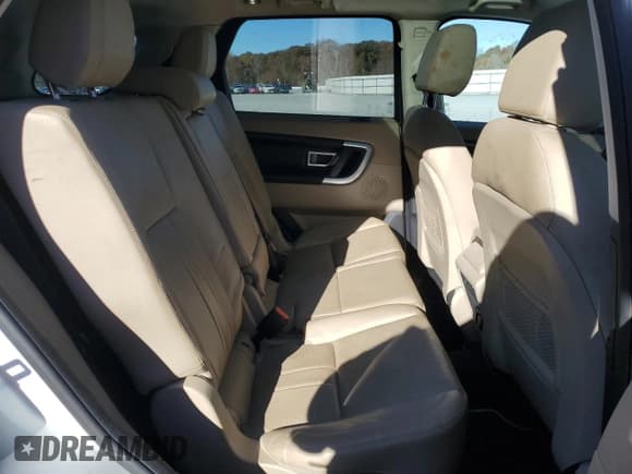 ✅ 2018 Land Rover Discovery Sport HSE • VIN: SALCR2RX5JH747670 • Lot: 92377095. Listed on Copart with 135,259 mi. Free auction sales archive from the USA and detailed vehicle history report at DreamBid. Image 11.