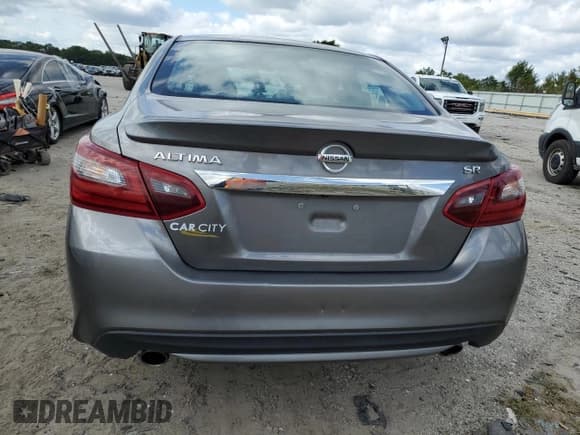 ✅ 2017 Nissan Altima SR • VIN: 1N4AL3AP0HC132300 • Lot: 71688075. Wystawiony na Copart z przebiegiem 129 589 mil. Bezpłatny archiwum sprzedaży aukcyjnych z USA i szczegółowy raport historii pojazdu na DreamBid. Zdjęcie 6.