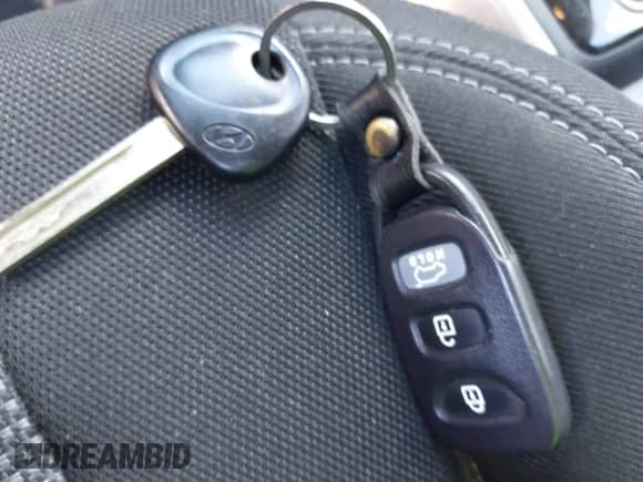 2017 Hyundai Elantra z VIN KMHD35LH6HU380209, wystawiony jako IAAI lot #43279739 z przebiegiem 50 676 mil mil oraz . Historia ofert i sprzedaży dostępna na DreamBid. Obrazek 11.