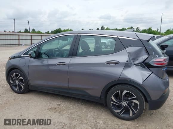 ✅ 2023 Chevrolet Bolt EV 2LT • VIN: 1G1FX6S00P4143404 • Lot: 42144152. Wystawiony na IAAI z przebiegiem 88 553 mil. Bezpłatny archiwum sprzedaży aukcyjnych z USA i szczegółowy raport historii pojazdu na DreamBid. Zdjęcie 14.