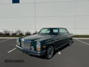 ✅ 1970 Mercedes-Benz 250 • VIN: 11402312002052 • Лот: 85952865. Опубликован ранее на Copart с пробегом 90 370 миль. Бесплатный доступ к архиву аукционных продаж из США и подробный отчёт об истории автомобиля на DreamBid. Изображение 2.
