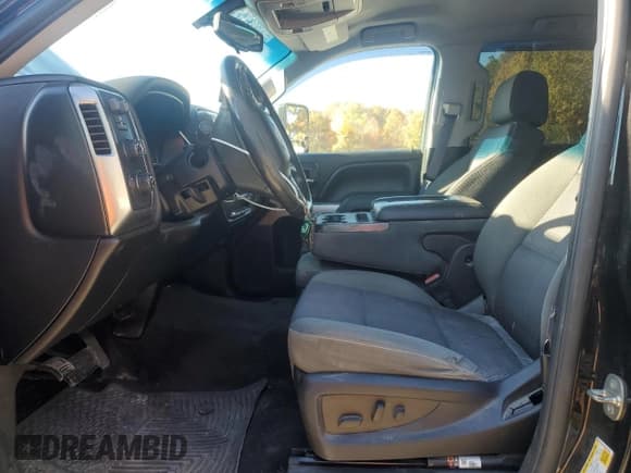 ✅ 2015 Chevrolet Silverado 1500 LT • VIN: 3GCUKREC5FG243231 • Lot: 87190705. Wystawiony na Copart z przebiegiem 117 896 mil. Bezpłatny archiwum sprzedaży aukcyjnych z USA i szczegółowy raport historii pojazdu na DreamBid. Zdjęcie 7.