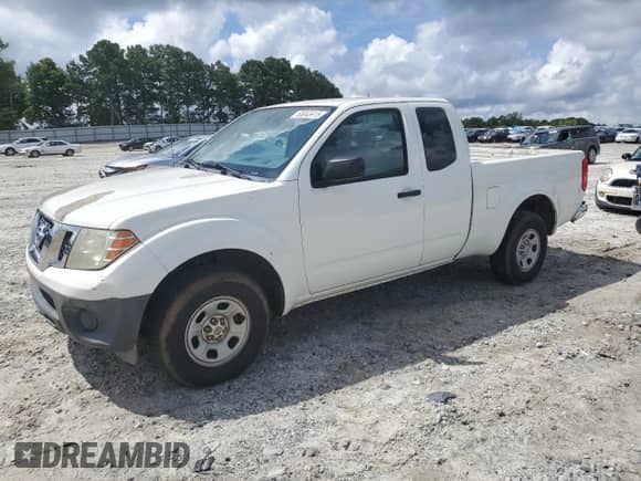 2015 Nissan Frontier S z VIN 1N6BD0CT5FN731034, wystawiony jako Copart lot #65045915 z przebiegiem 142 816 mil mil oraz Czysty tytuł • Clean title. Historia ofert i sprzedaży dostępna na DreamBid. Obrazek 1.