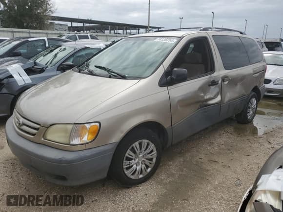 ✅ 2003 Toyota Sienna CE • VIN: 4T3ZF19C93U556025 • Lot: 74128754. Listed on Copart with Not provided. Free auction sales archive from the USA and detailed vehicle history report at DreamBid. Image 1.