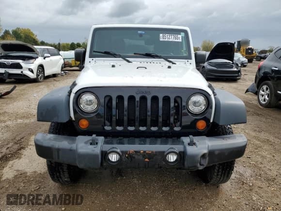 ✅ 2018 Jeep Wrangler Sport S • VIN: 1C4AJWAG0JL805514 • Lot: 85127765. Listed on Copart with 82,483 mi. Free auction sales archive from the USA and detailed vehicle history report at DreamBid. Image 5.
