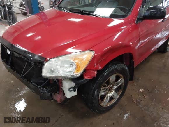 ✅ 2010 Toyota RAV4 • VIN: JTMBF4DV1AD031711 • Лот: 43414294. Опубликован ранее на IAAI с пробегом 136 376 миль. Бесплатный доступ к архиву аукционных продаж из США и подробный отчёт об истории автомобиля на DreamBid. Изображение 18.