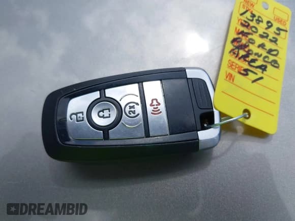 ✅ 2022 Ford Bronco • VIN: 1FMEE5DP1NLB66752 • Lot: 42793747. Listed on IAAI with 30,888 mi. Free auction sales archive from the USA and detailed vehicle history report at DreamBid. Image 11.