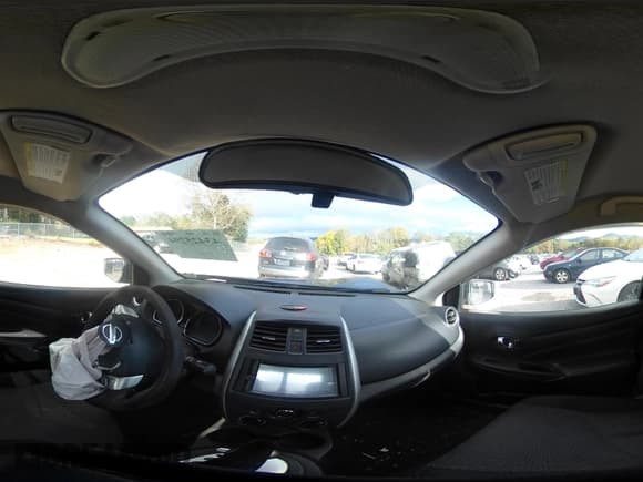 ✅ 2018 Nissan Versa SV • VIN: 3N1CN7AP7JL800661 • Lot: 43425294. Listed on IAAI with 200,099 mi. Free auction sales archive from the USA and detailed vehicle history report at DreamBid. Image 19.