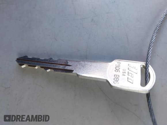 ✅ 1997 Chevrolet Blazer LS • VIN: 1GNDT13W3V2231007 • Лот: 43542331. Опубликован ранее на IAAI с пробегом 200 201 миль. Бесплатный доступ к архиву аукционных продаж из США и подробный отчёт об истории автомобиля на DreamBid. Изображение 11.