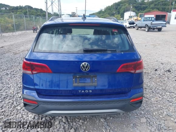 ✅ 2024 Volkswagen Taos S • VIN: 3VV5X7B28RM115949 • Лот: 43096646. Опубликован ранее на IAAI с пробегом 17 202 миль. Бесплатный доступ к архиву аукционных продаж из США и подробный отчёт об истории автомобиля на DreamBid. Изображение 17.