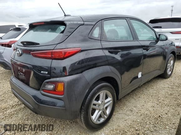 ✅ 2020 Hyundai Kona SE • VIN: KM8K1CAA8LU439616 • Лот: 73929094. Опубликован ранее на Copart с пробегом 57 612 миль. Бесплатный доступ к архиву аукционных продаж из США и подробный отчёт об истории автомобиля на DreamBid. Изображение 3.