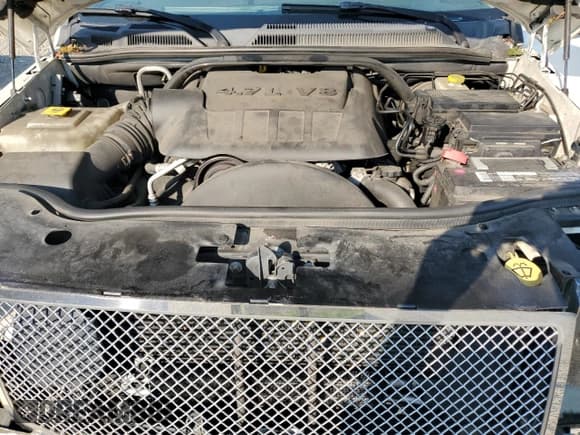 ✅ 2008 Jeep Commander Sport • VIN: 1J8HG48N08C172067 • Lot: 71125095. Wystawiony na Copart z przebiegiem 161 960 mil. Bezpłatny archiwum sprzedaży aukcyjnych z USA i szczegółowy raport historii pojazdu na DreamBid. Zdjęcie 12.