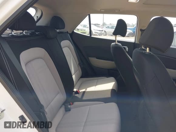 ✅ 2024 Hyundai Venue SEL • VIN: KMHRC8A3XRU294370 • Lot: 41810440. Listed on IAAI with 12,511 mi. Free auction sales archive from the USA and detailed vehicle history report at DreamBid. Image 8.