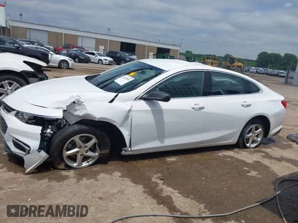 2018 Chevrolet Malibu LS with VIN 1G1ZC5ST4JF198849, listed as a IAAI auction lot 42424853 with 70,742 mi miles and . Bid and sale history available at DreamBid. Image 14.