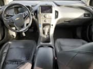 ✅ 2011 Chevrolet Volt • VIN: 1G1RD6E4XBU102324 • Lot: 41513015. Wystawiony na Copart z przebiegiem 101 988 mil. Bezpłatny archiwum sprzedaży aukcyjnych z USA i szczegółowy raport historii pojazdu na DreamBid. Zdjęcie 8.