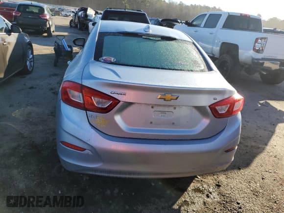 ✅ 2017 Chevrolet Cruze LT • VIN: 1G1BE5SMXH7179960 • Lot: 40451553. Listed on Copart with 112,200 mi. Free auction sales archive from the USA and detailed vehicle history report at DreamBid. Image 6.
