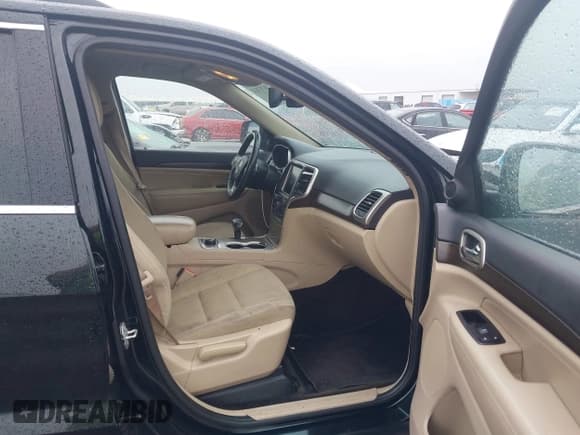 ✅ 2015 Jeep Grand Cherokee Altitude • VIN: 1C4RJFAG6FC603576 • Лот: 40797818. Опубликован ранее на IAAI с пробегом 94 256 миль. Бесплатный доступ к архиву аукционных продаж из США и подробный отчёт об истории автомобиля на DreamBid. Изображение 5.