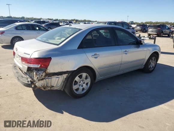 ✅ 2008 Hyundai Sonata GLS • VIN: 5NPET46C18H374735 • Лот: 79666434. Опубликован ранее на Copart с пробегом 277 321 миль. Бесплатный доступ к архиву аукционных продаж из США и подробный отчёт об истории автомобиля на DreamBid. Изображение 3.