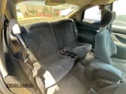 ✅ 2001 Saturn SC • VIN: 1G8ZY12771Z105142 • Лот: 67220545. Опубликован ранее на Copart с пробегом 166 396 миль. Бесплатный доступ к архиву аукционных продаж из США и подробный отчёт об истории автомобиля на DreamBid. Изображение 6.