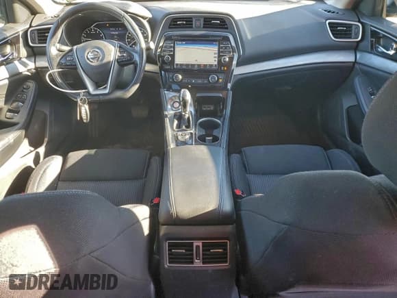 ✅ 2016 Nissan Maxima SV • VIN: 1N4AA6AP9GC383175 • Lot: 95399355. Listed on Copart with 60,465 mi. Free auction sales archive from the USA and detailed vehicle history report at DreamBid. Image 8.
