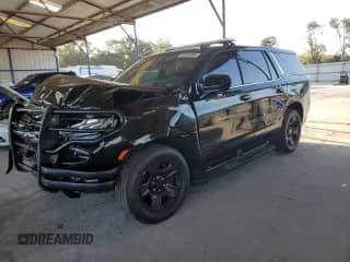 2024 Chevrolet Tahoe Commercial z VIN 1GNSKLEDXRR151766, wystawiony jako Copart lot #82004685 z przebiegiem 10 531 mil mil oraz Szkoda całkowita • Salvage title. Historia ofert i sprzedaży dostępna na DreamBid. Obrazek 1.