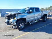 ✅ 2015 GMC Sierra 2500HD SLE • VIN: 1GT12YE80FF504677 • Лот: 41358386. Опубликован ранее на IAAI с пробегом Не указан. Бесплатный доступ к архиву аукционных продаж из США и подробный отчёт об истории автомобиля на DreamBid. Изображение 2.