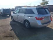 ✅ 2013 Honda Odyssey EX • VIN: 5FNRL5H45DB082818 • Lot: 43243100. Listed on IAAI with 201,051 mi. Free auction sales archive from the USA and detailed vehicle history report at DreamBid. Image 3.