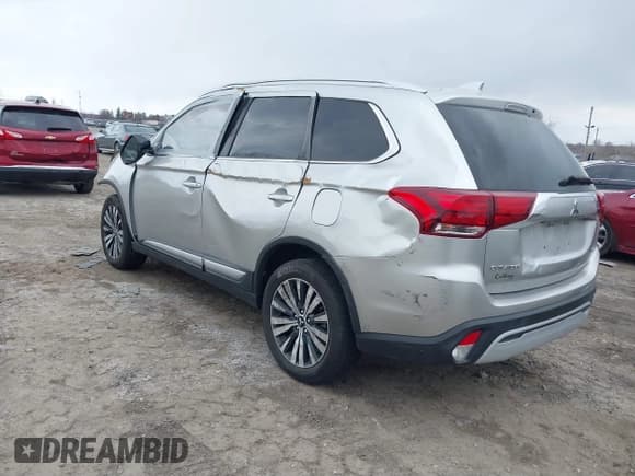 ✅ 2020 Mitsubishi Outlander SE • VIN: JA4AD3A37LZ032764 • Lot: 41849906. Listed on IAAI with Not provided. Free auction sales archive from the USA and detailed vehicle history report at DreamBid. Image 3.