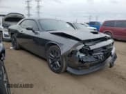 ✅ 2023 Dodge Challenger GT • VIN: 2C3CDZKG2PH512756 • Lot: 43626525. Wystawiony na Copart z przebiegiem 21 533 mil. Bezpłatny archiwum sprzedaży aukcyjnych z USA i szczegółowy raport historii pojazdu na DreamBid. Zdjęcie 4.