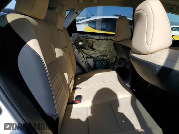 ✅ 2021 Lexus NX 300h • VIN: JTJGJRDZ0M5010994 • Lot: 90312165. Wystawiony na Copart z przebiegiem 71 019 mil. Bezpłatny archiwum sprzedaży aukcyjnych z USA i szczegółowy raport historii pojazdu na DreamBid. Zdjęcie 11.