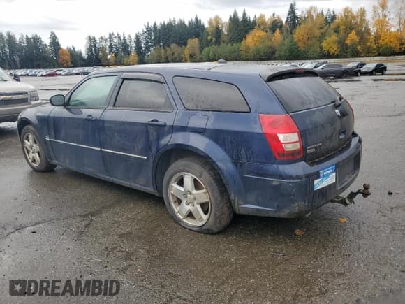 ✅ 2005 Dodge Magnum • VIN: 2D8GZ58235H551146 • Lot: 92037745. Wystawiony na Copart z przebiegiem Nie podano. Bezpłatny archiwum sprzedaży aukcyjnych z USA i szczegółowy raport historii pojazdu na DreamBid. Zdjęcie 2.