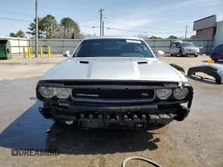 ✅ 2012 Dodge Challenger R/T Classic • VIN: 2C3CDYBT6CH280986 • Lot: 47890025. Wystawiony na Copart z przebiegiem 124 256 mil. Bezpłatny archiwum sprzedaży aukcyjnych z USA i szczegółowy raport historii pojazdu na DreamBid. Zdjęcie 5.