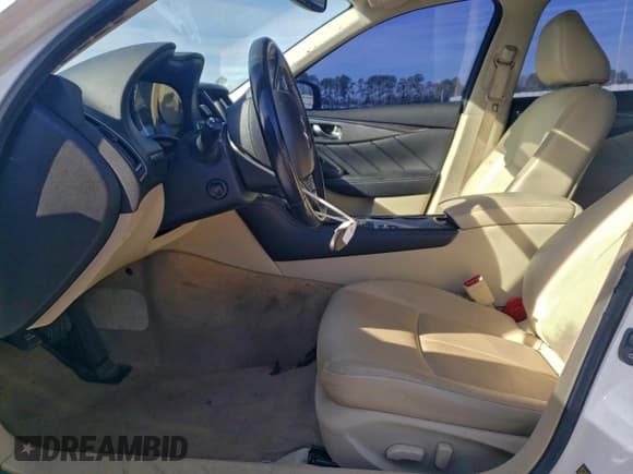 ✅ 2017 Infiniti Q50 Premium • VIN: JN1EV7AP0HM731739 • Lot: 93997075. Listed on Copart with 116,301 mi. Free auction sales archive from the USA and detailed vehicle history report at DreamBid. Image 7.