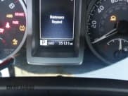 ✅ 2023 Toyota Tacoma SR • VIN: 3TMCZ5AN9PM626034 • Lot: 43517093. Wystawiony na IAAI z przebiegiem 35 131 mil. Bezpłatny archiwum sprzedaży aukcyjnych z USA i szczegółowy raport historii pojazdu na DreamBid. Zdjęcie 15.