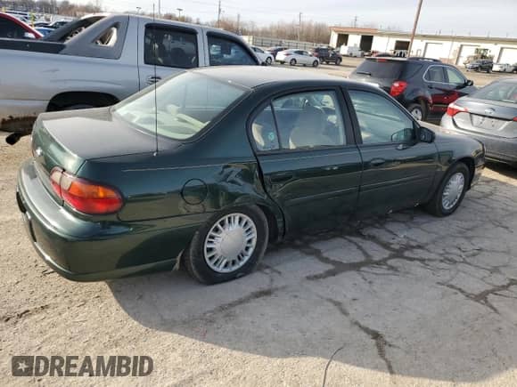 2002 Chevrolet Malibu z VIN 1G1ND52J72M559000, wystawiony jako Copart lot #44509055 z przebiegiem 62 064 mil mil oraz Szkoda całkowita • Salvage title. Historia ofert i sprzedaży dostępna na DreamBid. Obrazek 3.