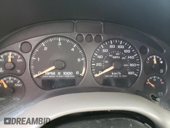 ✅ 2003 GMC Jimmy • VIN: 1GKCT18X13K112296 • Лот: 46479275. Опубликован ранее на Copart с пробегом Не указан. Бесплатный доступ к архиву аукционных продаж из США и подробный отчёт об истории автомобиля на DreamBid. Изображение 8.