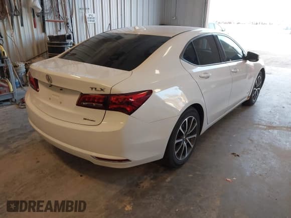 ✅ 2015 Acura TLX Technology • VIN: 19UUB3F58FA008903 • Lot: 43582699. Listed on IAAI with 153,953 mi. Free auction sales archive from the USA and detailed vehicle history report at DreamBid. Image 4.