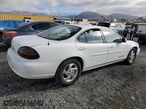 ✅ 1999 Pontiac Grand Prix • VIN: 1G2WJ52MXXF213490 • Лот: 47245105. Опубликован ранее на Copart с пробегом 89 573 миль. Бесплатный доступ к архиву аукционных продаж из США и подробный отчёт об истории автомобиля на DreamBid. Изображение 3.