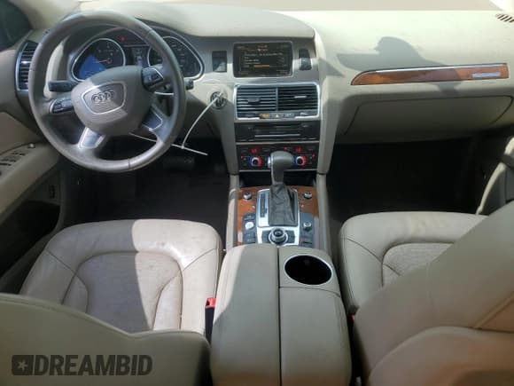 ✅ 2012 Audi Q7 Prestige • VIN: WA1VMAFE7CD001186 • Lot: 64964425. Wystawiony na Copart z przebiegiem 191 422 mil. Bezpłatny archiwum sprzedaży aukcyjnych z USA i szczegółowy raport historii pojazdu na DreamBid. Zdjęcie 8.