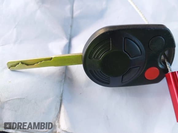 ✅ 2016 Ford Transit Cargo • VIN: 1FTYR1YM3GKA01650 • Лот: 41242238. Опубликован ранее на IAAI с пробегом 145 073 миль. Бесплатный доступ к архиву аукционных продаж из США и подробный отчёт об истории автомобиля на DreamBid. Изображение 11.