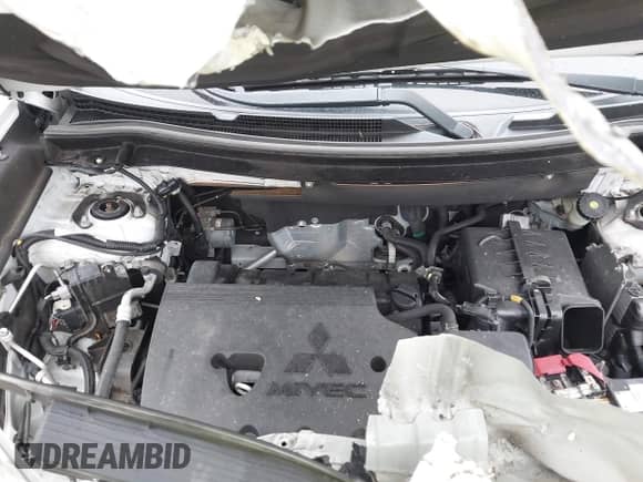 2018 Mitsubishi Outlander ES with VIN JA4AZ3A39JZ034210, listed as a IAAI auction lot 43236372 with 106,016 mi miles and . Bid and sale history available at DreamBid. Image 10.