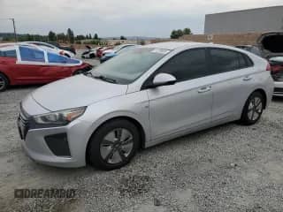2019 Hyundai Ioniq Blue z VIN KMHC65LC1KU134506, wystawiony jako Copart lot #81238885 z przebiegiem 235 326 mil mil oraz Czysty tytuł • Clean title. Historia ofert i sprzedaży dostępna na DreamBid. Obrazek 1.