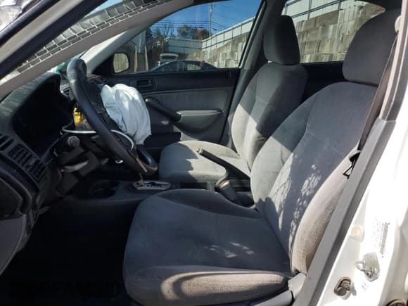 ✅ 2001 Honda Civic LX • VIN: 1HGES16541L045386 • Lot: 89547555. Listed on Copart with Not provided. Free auction sales archive from the USA and detailed vehicle history report at DreamBid. Image 7.