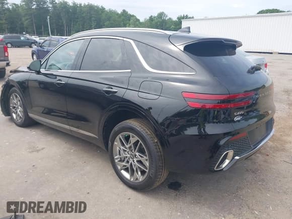 ✅ 2025 Genesis GV70 2.5T • VIN: 5NMMADTB6SH023630 • Lot: 42591244. Listed on IAAI with 5,484 mi. Free auction sales archive from the USA and detailed vehicle history report at DreamBid. Image 3.