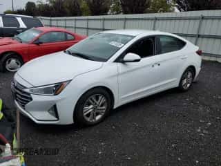 ✅ 2019 Hyundai Elantra SEL • VIN: 5NPD84LF1KH481867 • Lot: 82116205. Wystawiony na Copart z przebiegiem Nie podano mil. Skorzystaj z bezpłatnego archiwum sprzedaży aukcyjnych z USA i zobacz szczegółowy raport historii pojazdu na DreamBid. Zdjęcie 1.