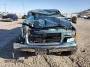 ✅ 1998 GMC Sierra 2500 • VIN: 1GTGK29RXWE507912 • Lot: 67655674. Wystawiony na Copart z przebiegiem 165 538 mil. Bezpłatny archiwum sprzedaży aukcyjnych z USA i szczegółowy raport historii pojazdu na DreamBid. Zdjęcie 5.